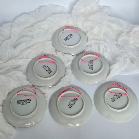 BIRDS! Set of 6 Vintage Bird Wall Plates – Mini Bird Plates with gold rim JAPAN - Picture 9 of 12